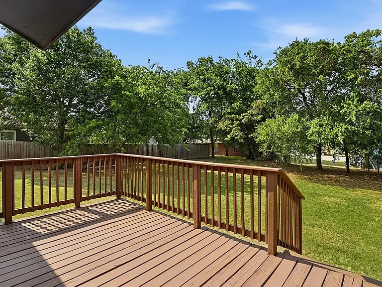214 Evans Ct — Photo 11