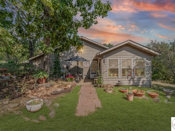 17537 Mockingbird Rd, Warsaw, MO 65355