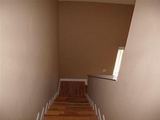 5th image of 8320 Windypine Ln