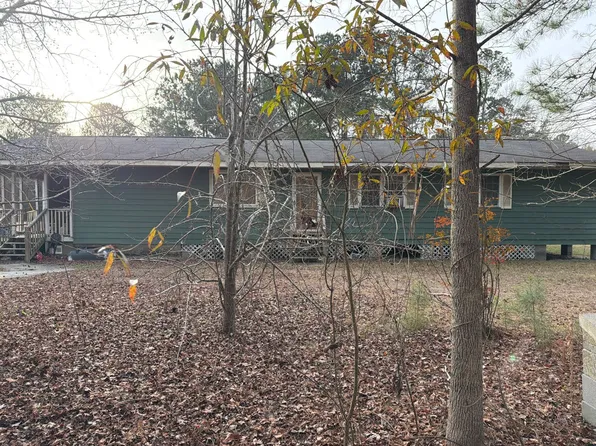 516 Phoebe Ct, Saint Stephen, SC 29479