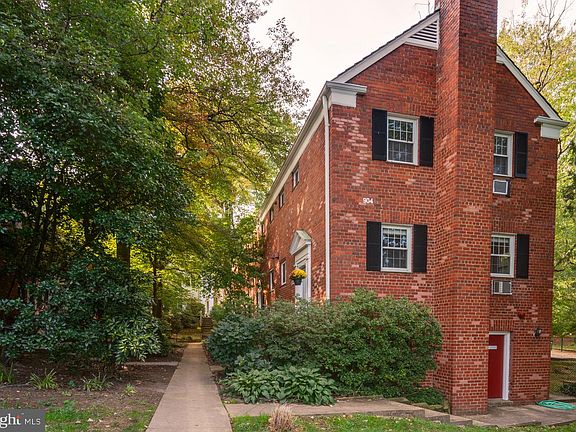 4th image of 3756 Gunston Rd