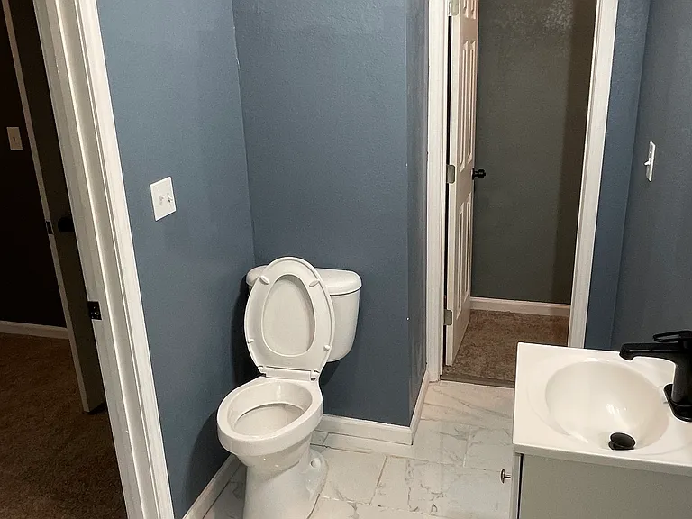 2915 Wabash Ave — Photo 10