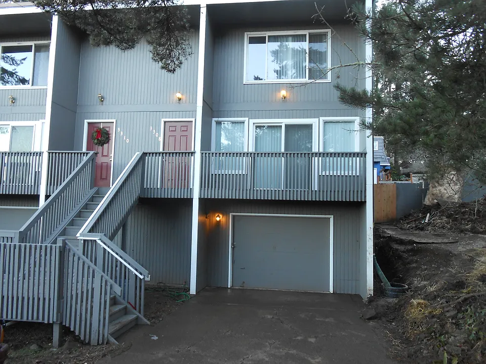 3310 Olive St #3310