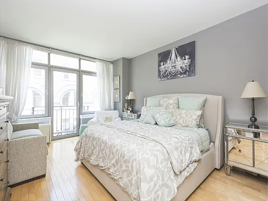 Rented by Sotheby's International Realty | media 38
