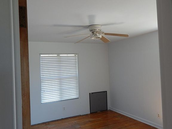 5th image of 901 Ohio St