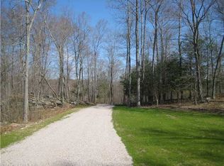 8 Chidley Way, Ledyard, CT 06339