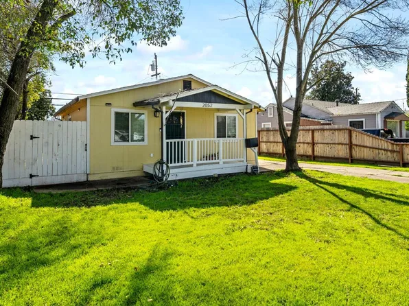 2052 Elmwood Ave, Stockton, CA 95204