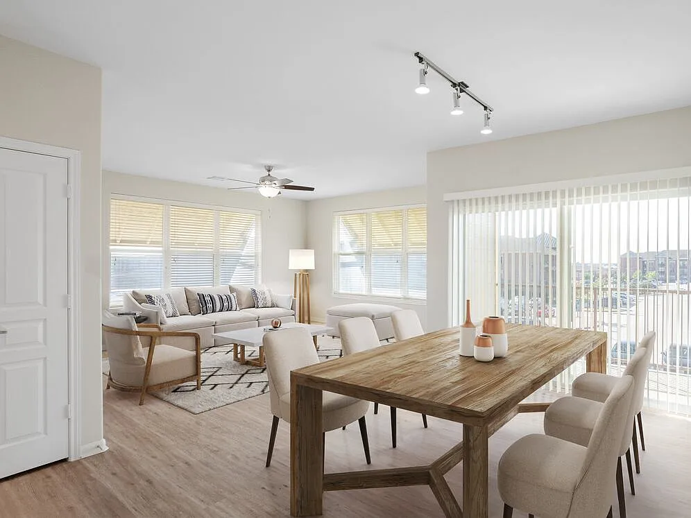 Avalon at Pier 121 — Photo 4