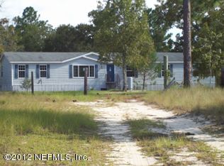 213 Acacia Dr, Interlachen, FL 32148