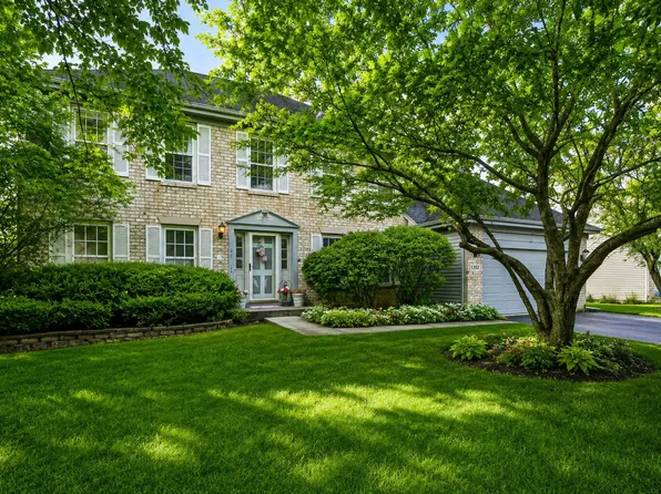 5282 Galloway Dr, Hoffman Estates, IL 60192