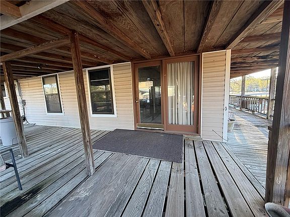 5th image of 31748 Shelton Dr