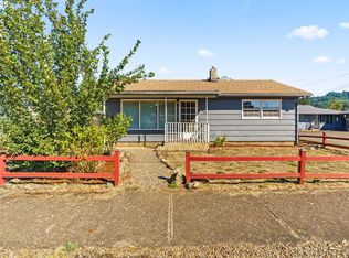 830 S 7th St, Cottage Grove, OR 97424