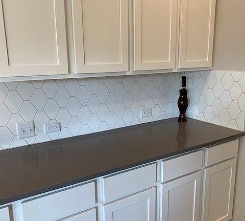 Beautiful countertops and backsplash!