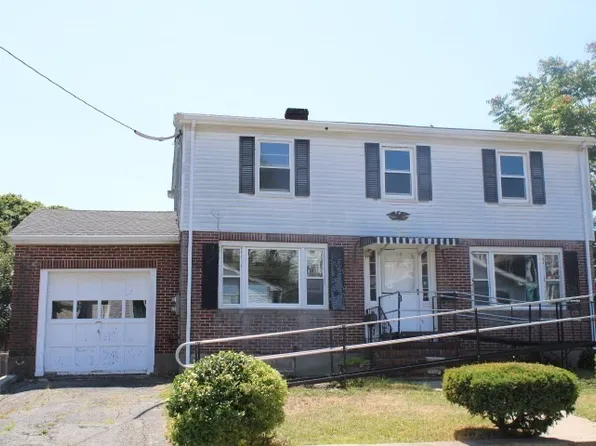 3 Gaffney St, Gloucester, MA 01930