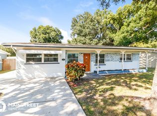 2985 Englewood Dr, Largo, FL 33771