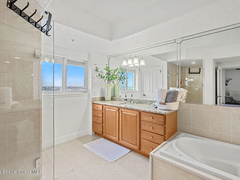 1095 Highway A1A #2502 — Photo 15