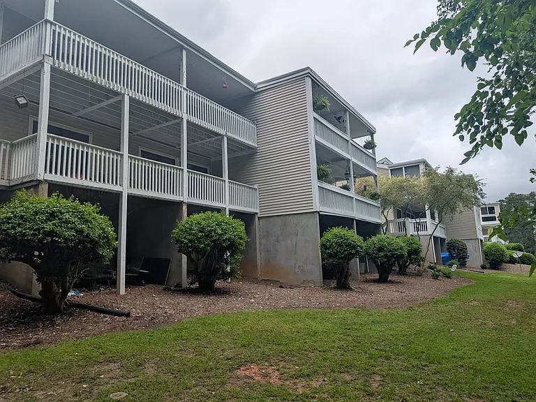 22 Royal Oak Dr — Photo 4