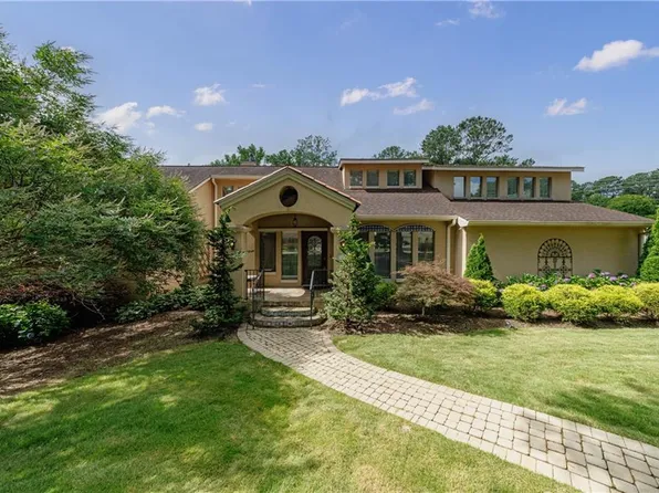 4474 Cove Island Dr, Marietta, GA 30067
