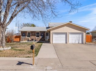 14 Crestaloma Dr, Pueblo, CO