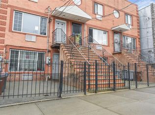713 E 215th St, Bronx, NY 10467