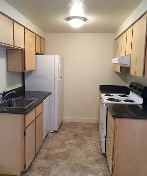 2801 N Ainsworth St #9 — Photo 9
