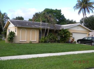 1570 SW 13th Pl, Boca Raton, FL 33486