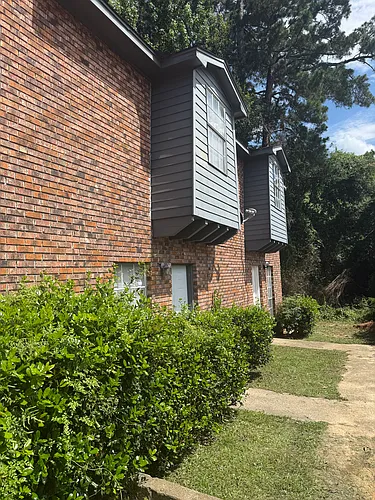 2614 McLelland St #3 Photo 1