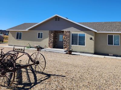 461 N Meadow Ln, Tropic, UT, 84776