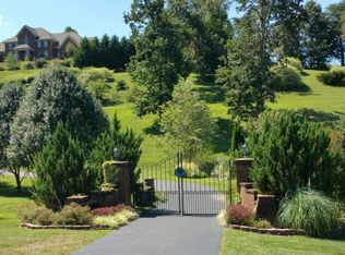 448 Claude Simmons Rd, Johnson City, TN 37604