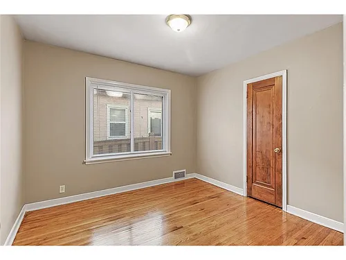 4331 Thomas Ave N Photo 1