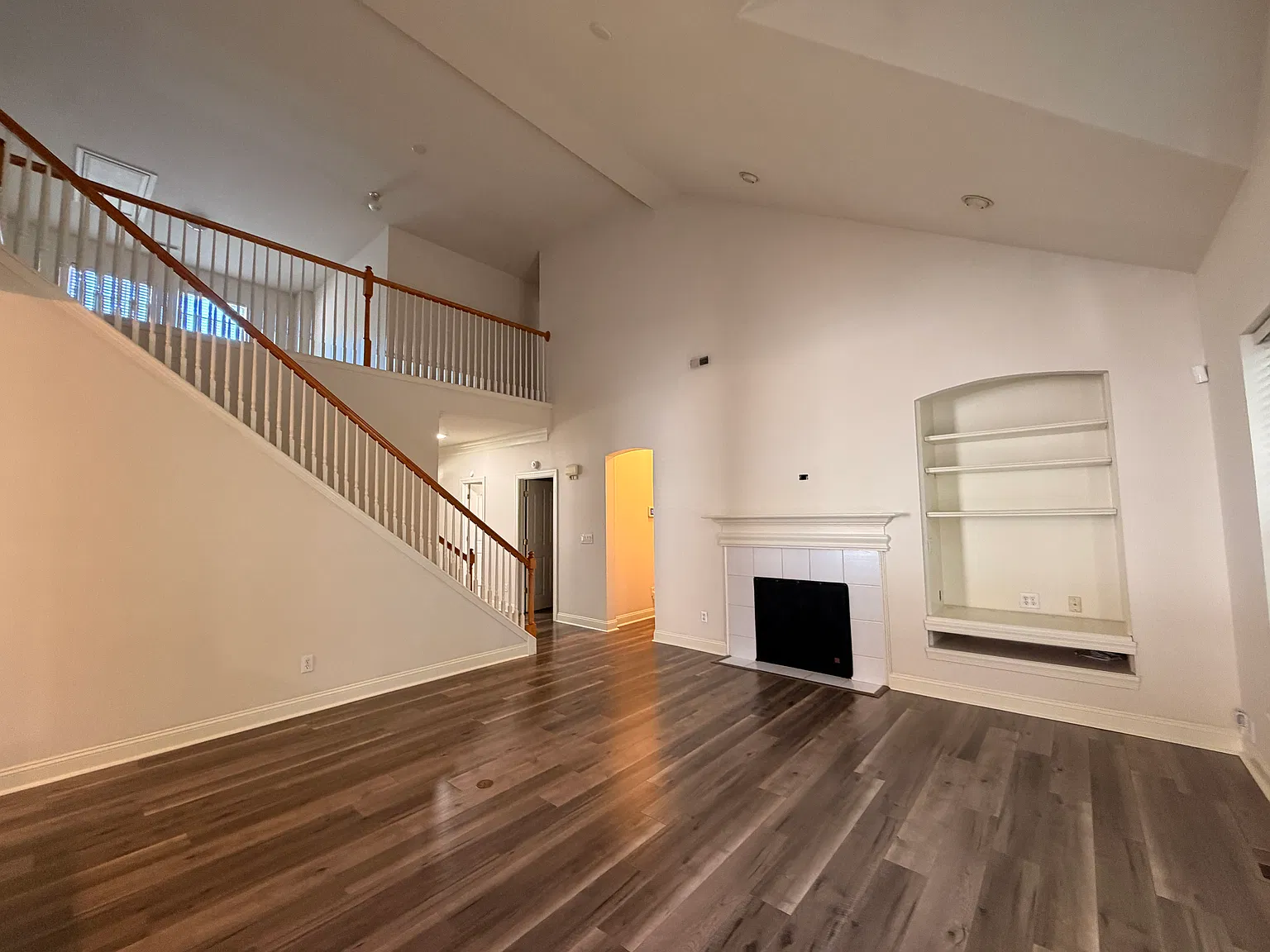 4 bed, 3239 sqft, $2,695 — Photo 2