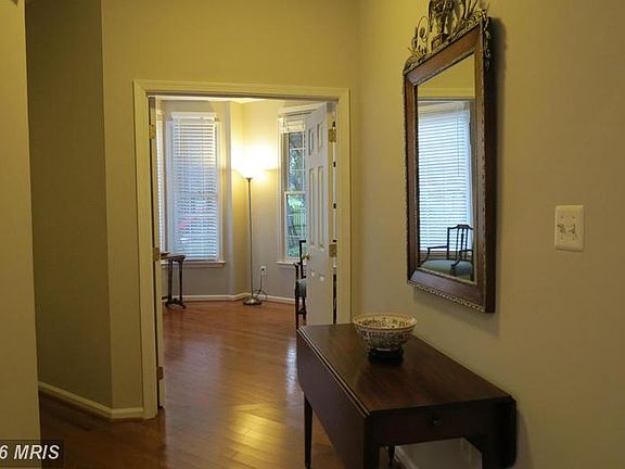 5th image of 206 Elmar Dr SE