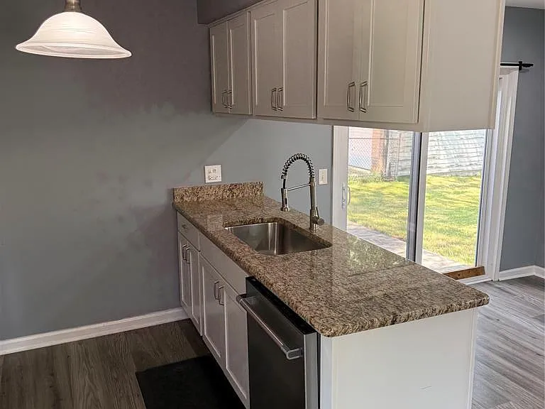 32246 Oakview Dr — Photo 4