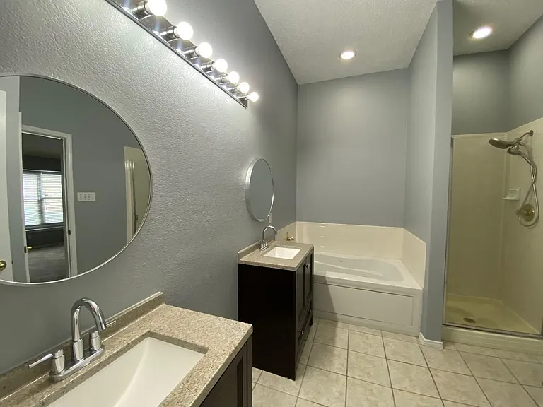 1328 Falcon Holw — Photo 18