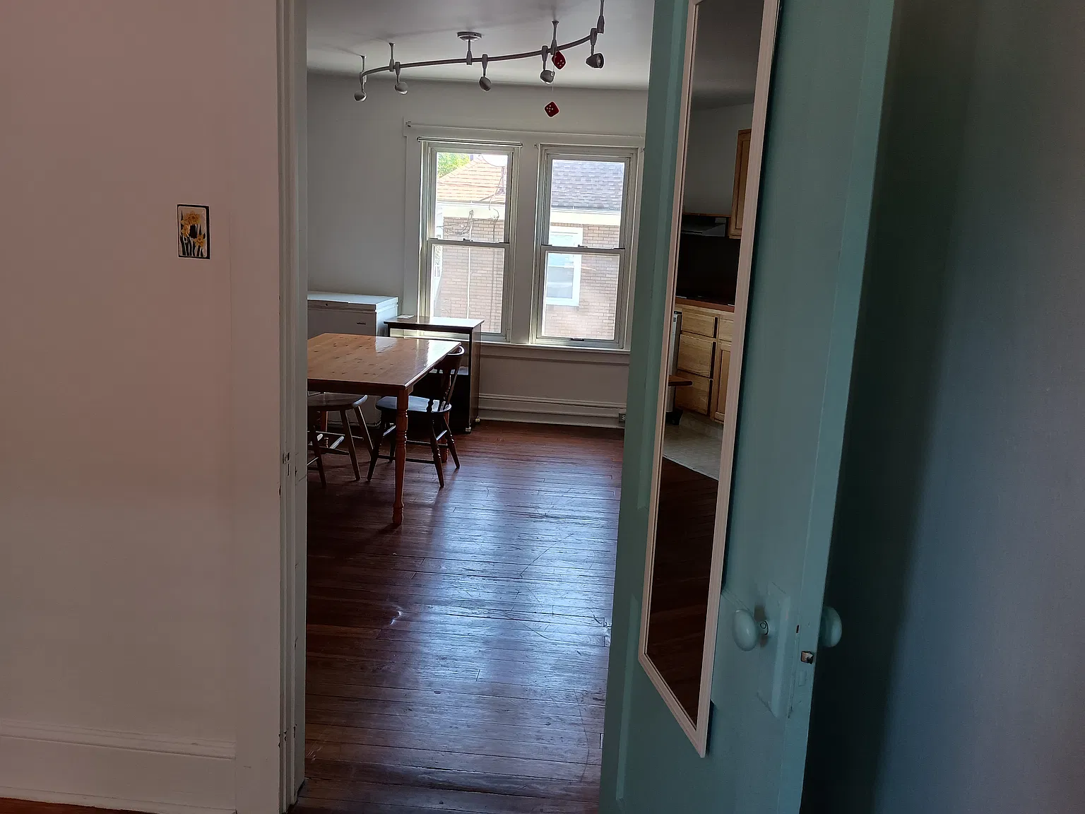2 bed, $1,600 — Photo 4