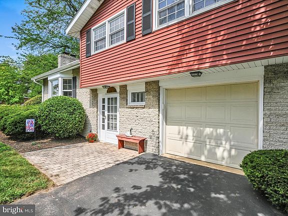 2nd image of 3617 Horizon Dr