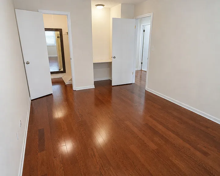 1204 Inverrary Ln #- — Photo 19
