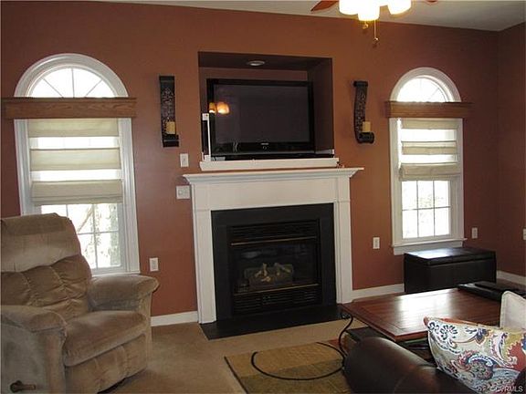5th image of 11134 Bugle Ln
