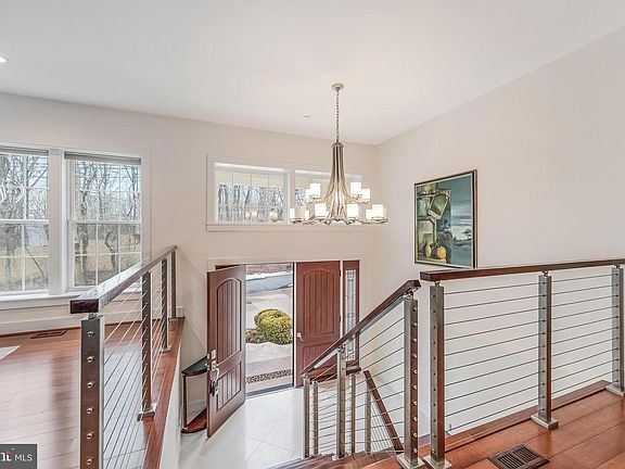 2nd image of 7201 Thomas Branch Dr