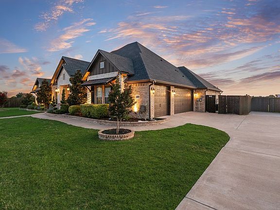 2nd image of 6031 Waggoner Way
