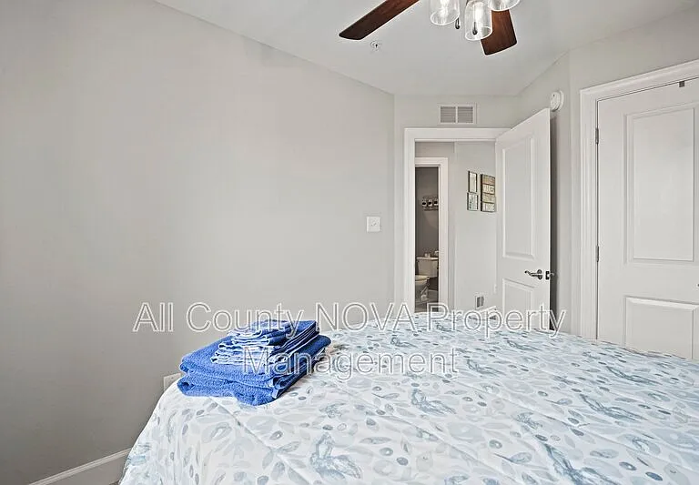 2910 Pinebrook Rd — Photo 29