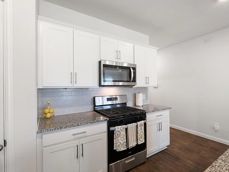 205 Bethpage Dr — Photo 13