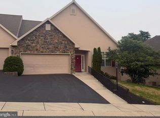 4505 Hillside Ct, Harrisburg, PA 17110