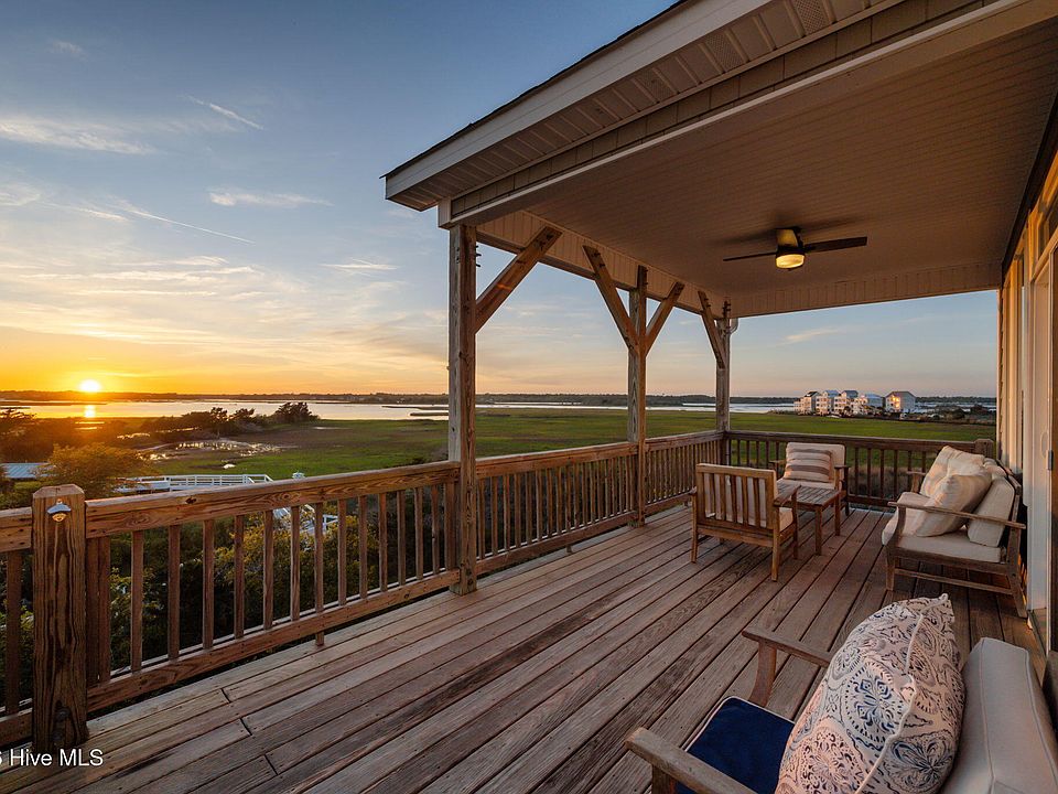 1st image of 331 Oceanaire Lane