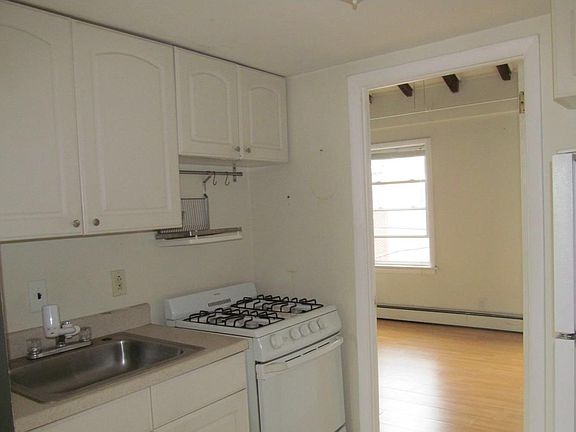 5th image of 509 S 22nd St