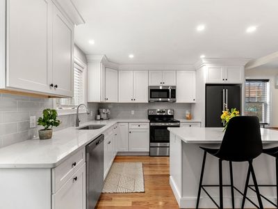 22 Pond St #2, Amesbury, MA, 01913
