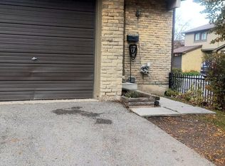 105 Hansen Rd N #88, Brampton, ON L6V3C9