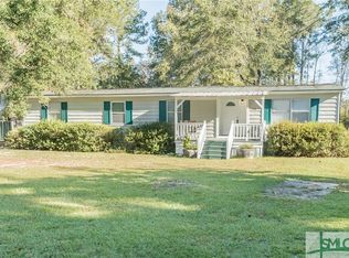 122 Edgewater Dr, Bloomingdale, GA 31302