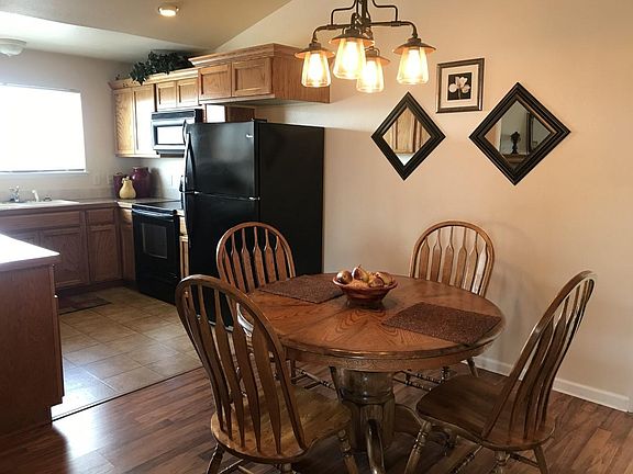 5th image of 138 Beacon Way Unit G