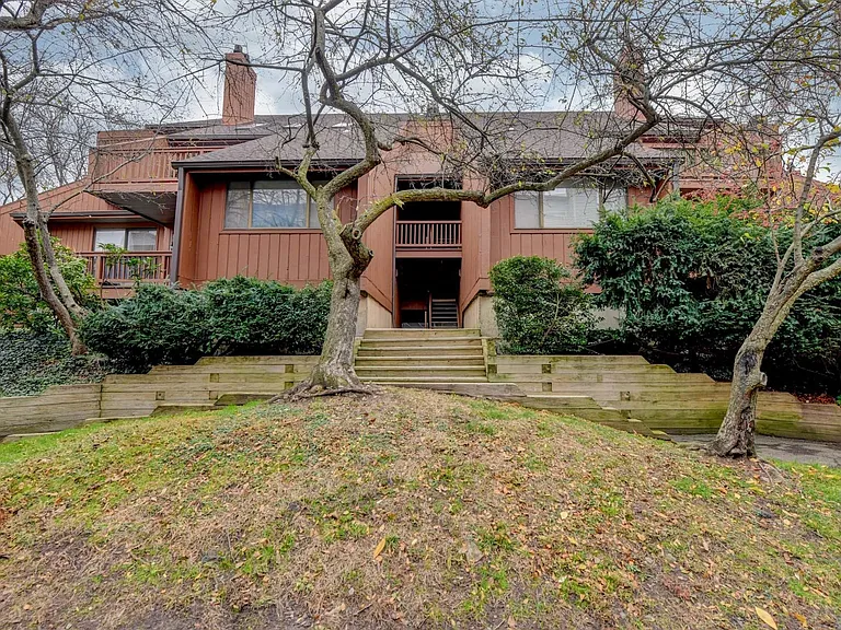 572 Sanderling Ct — Photo 41